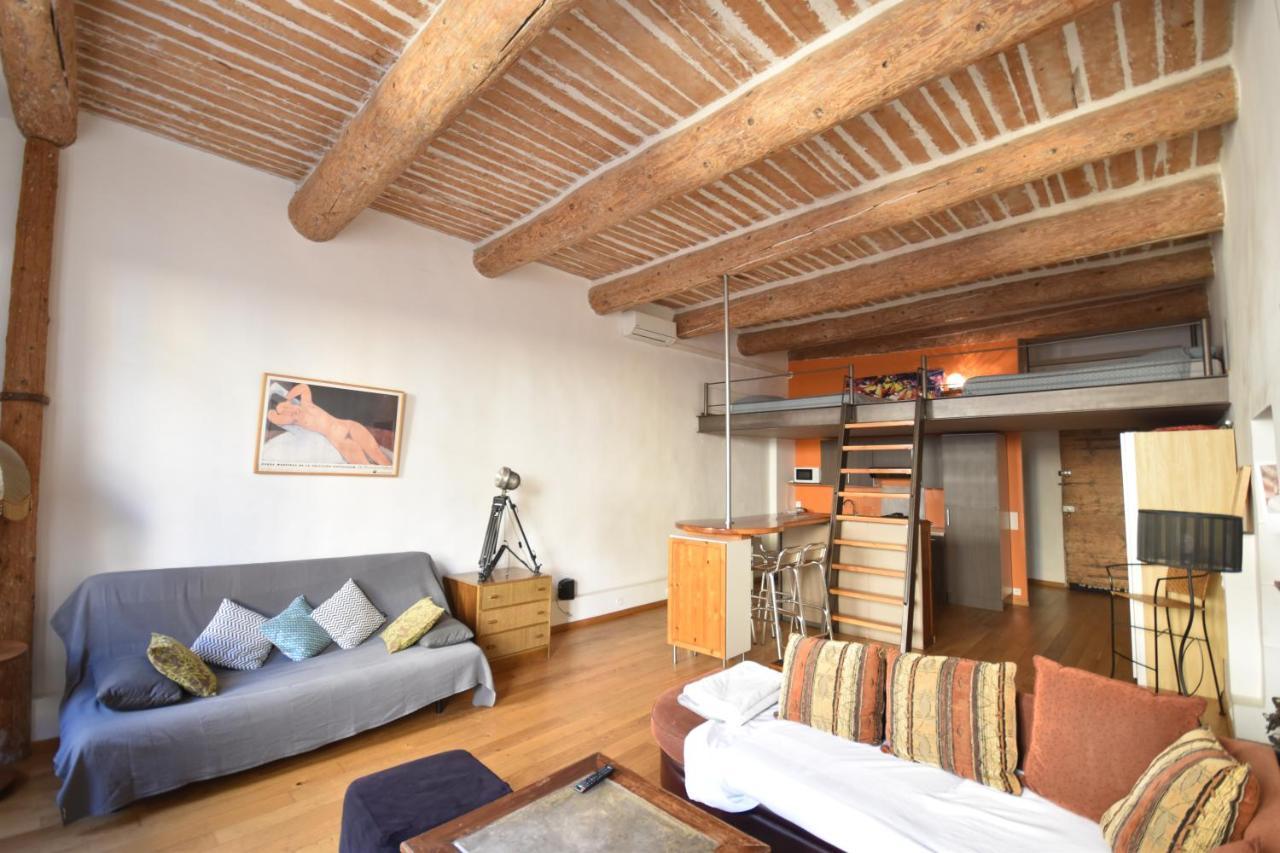 Ferienwohnung Les Mats Du Port Marseilles Exterior foto