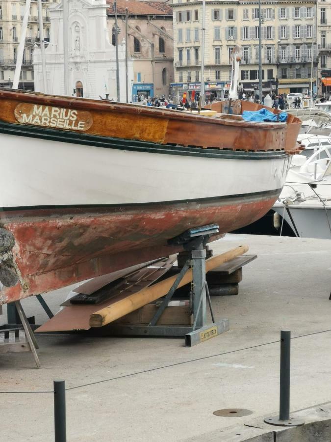 Ferienwohnung Les Mats Du Port Marseilles Exterior foto