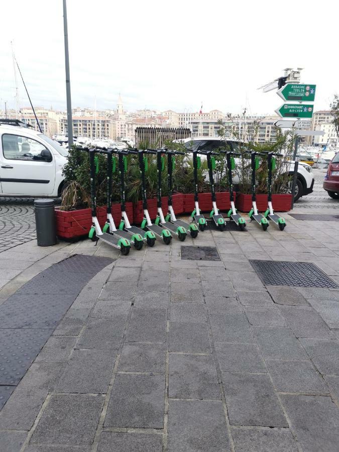Ferienwohnung Les Mats Du Port Marseilles Exterior foto